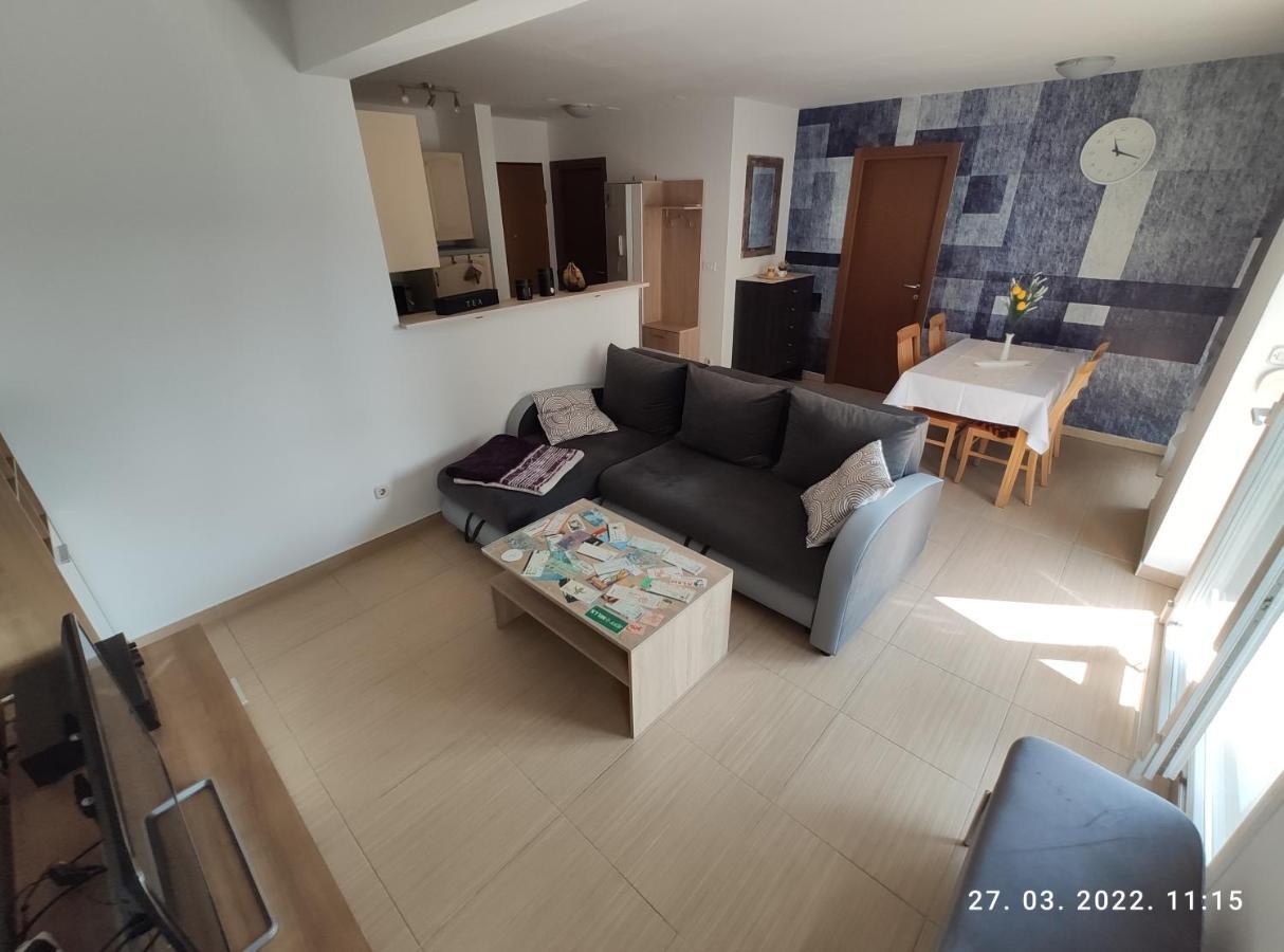 Apartman Antonela With Free Garage Parking Apartment Split Exterior photo
