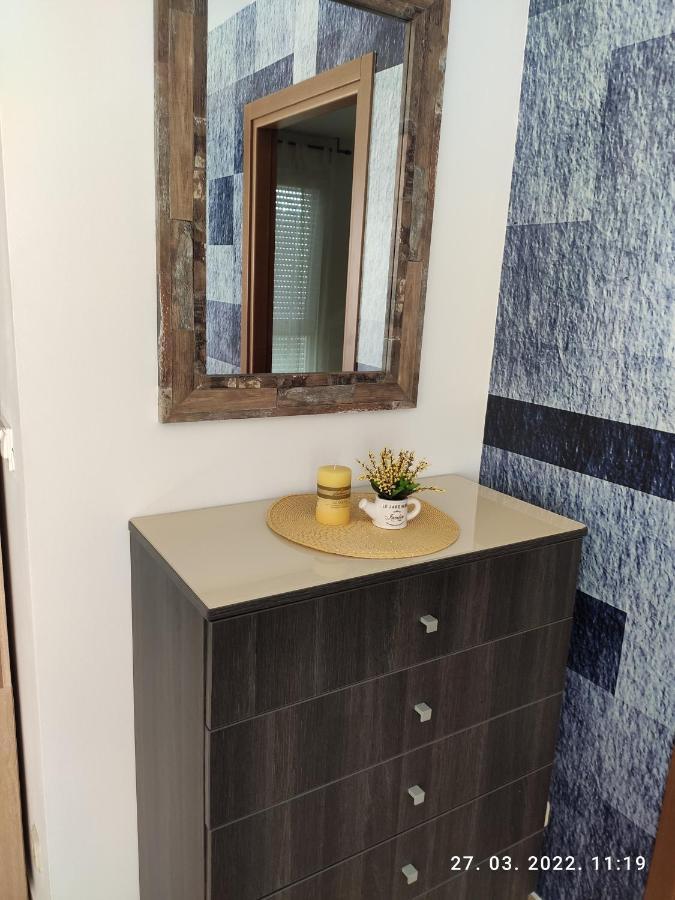 Apartman Antonela With Free Garage Parking Apartment Split Exterior photo